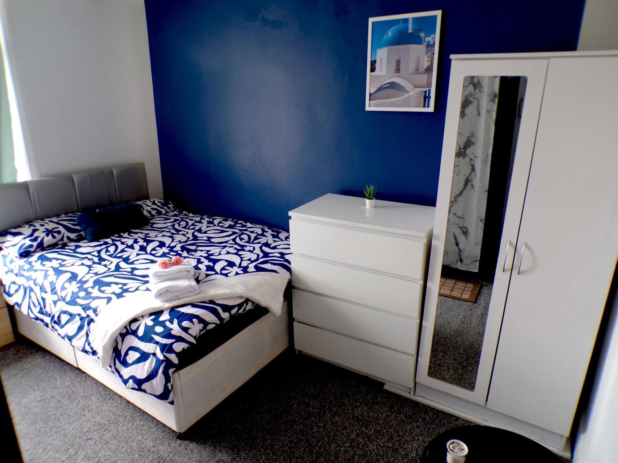 West Kensington - Santorini Apartments لندن المظهر الخارجي الصورة